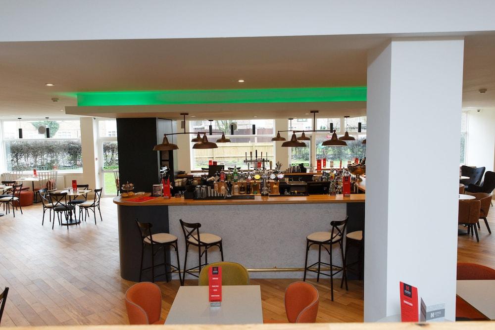 Harben House Hotel Newport Pagnell Eksteriør billede