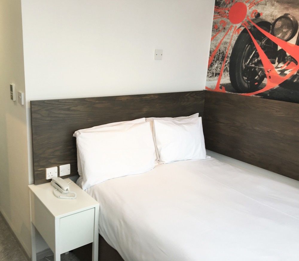 Harben House Hotel Newport Pagnell Eksteriør billede