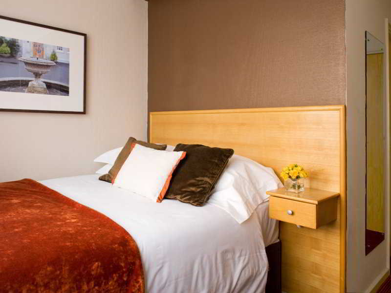 Harben House Hotel Newport Pagnell Eksteriør billede